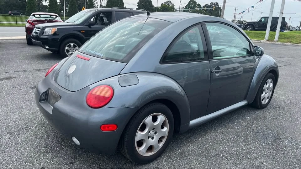 2003 Volkswagen New Beetle - Image 3 of 19