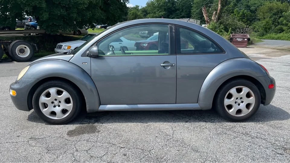 2003 Volkswagen New Beetle - Image 7 of 19