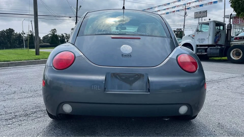2003 Volkswagen New Beetle - Image 12 of 19
