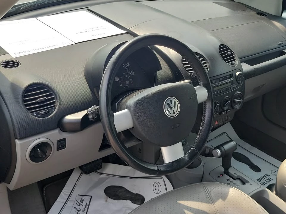 2003 Volkswagen New Beetle - Image 7 of 16