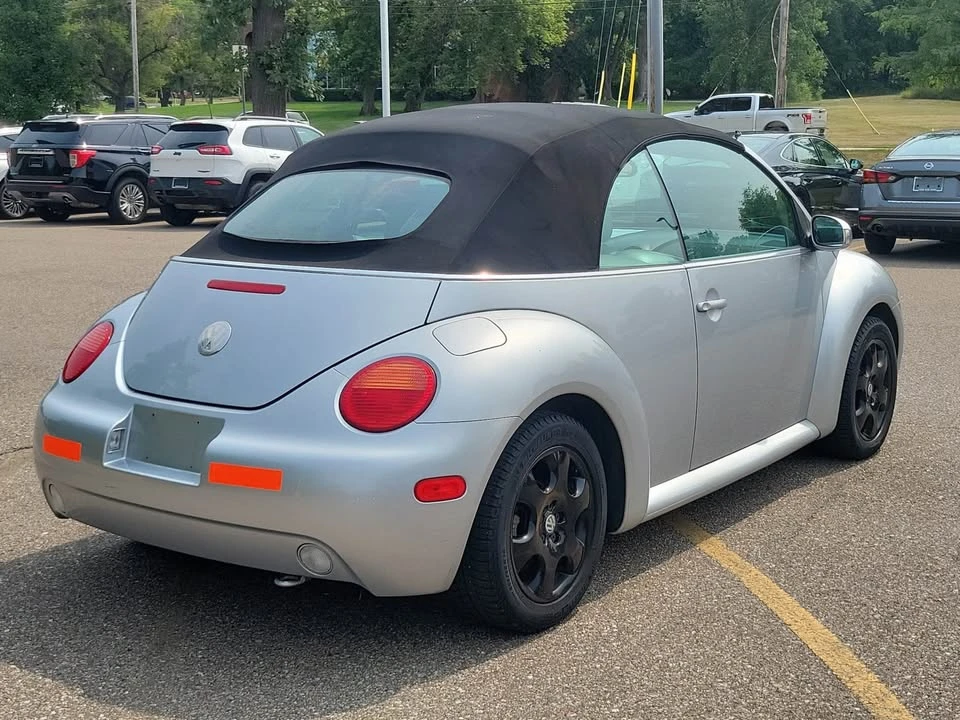 2003 Volkswagen New Beetle - Image 4 of 16