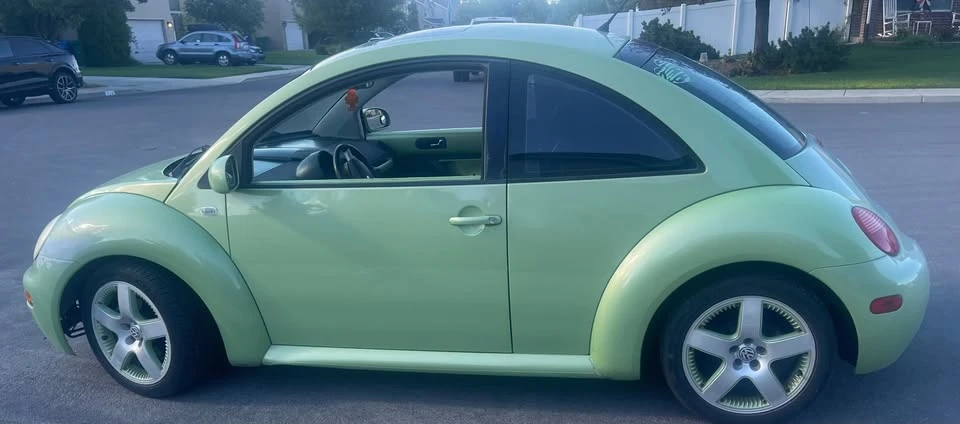 2003 Volkswagen New Beetle - Image 7 of 11