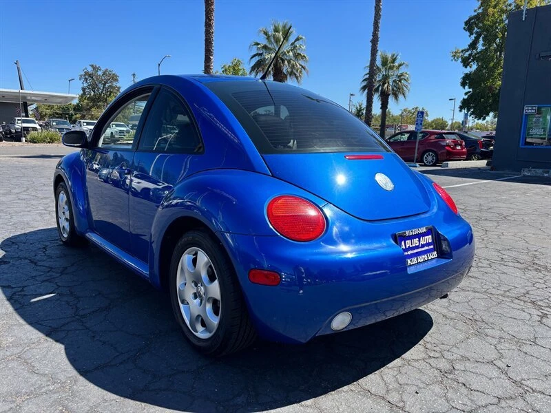 2003 Volkswagen New Beetle - Image 5 of 15