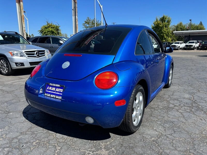 2003 Volkswagen New Beetle - Image 3 of 15
