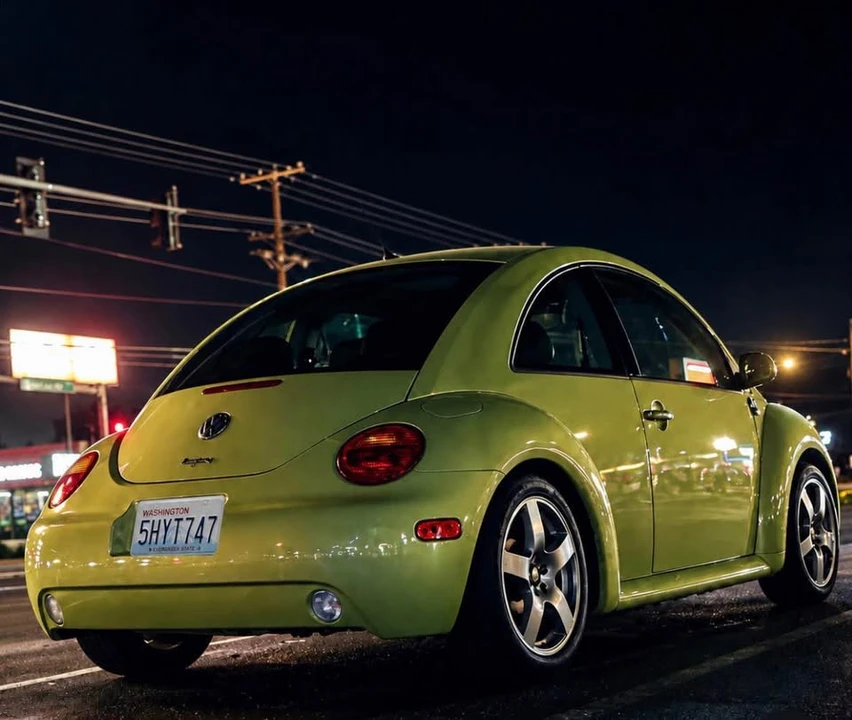 2003 Volkswagen New Beetle - Image 2 of 6