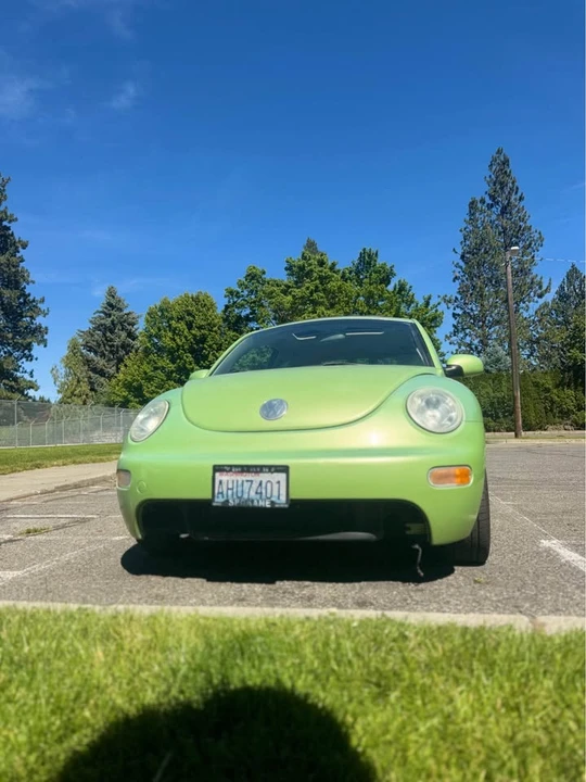 2003 Volkswagen New Beetle - Image 5 of 6