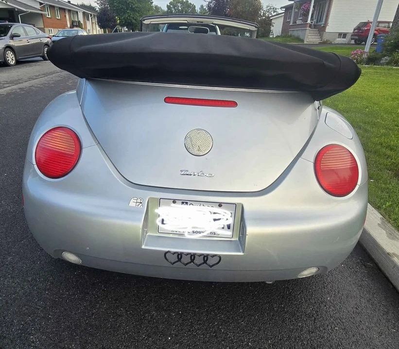 2003 Volkswagen New Beetle - Image 3 of 19