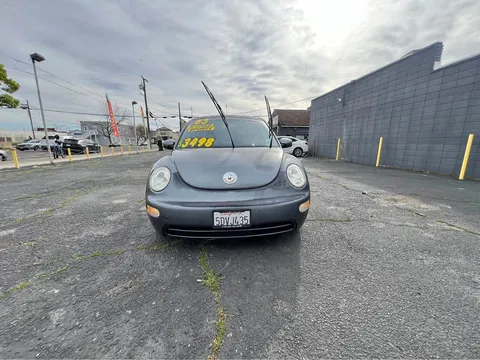 2003 Volkswagen New Beetle SE Convertible 2D