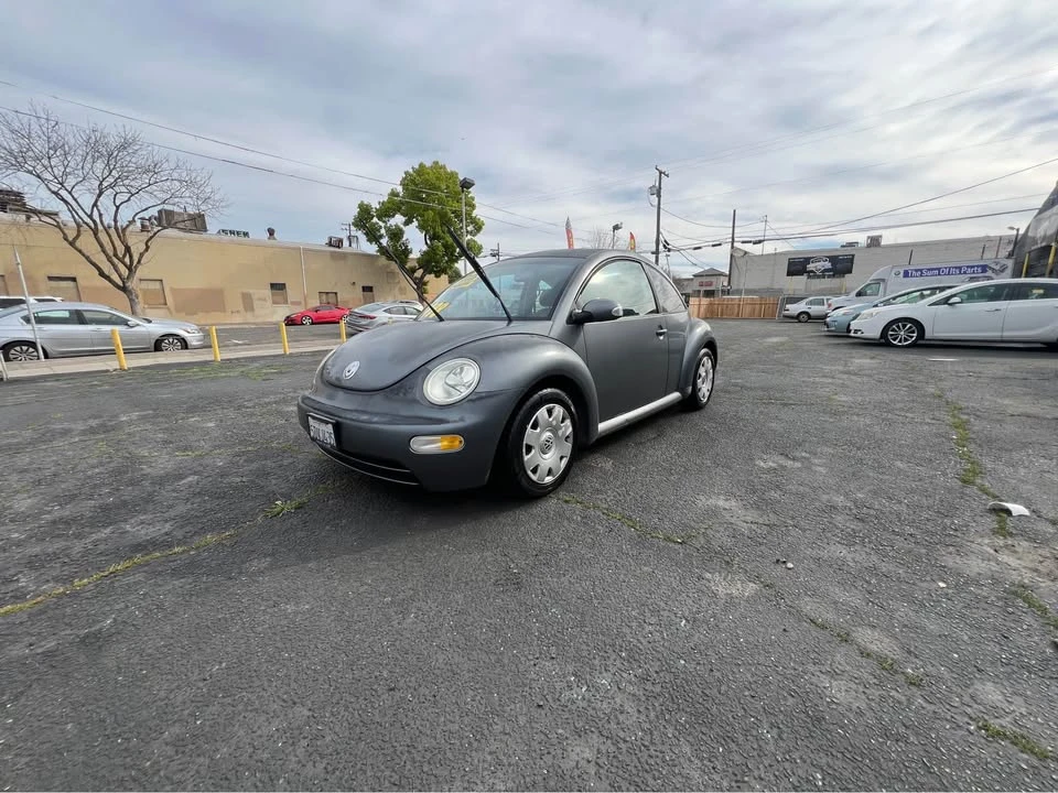 2003 Volkswagen New Beetle - Image 2 of 13