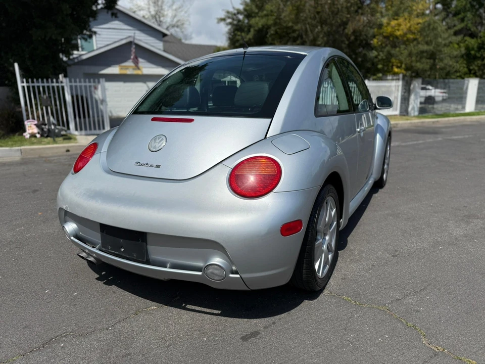 2003 Volkswagen New Beetle - Image 15 of 31