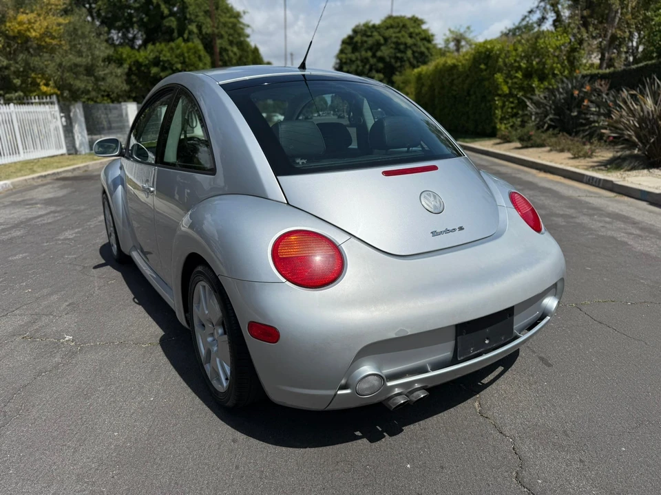 2003 Volkswagen New Beetle - Image 14 of 31