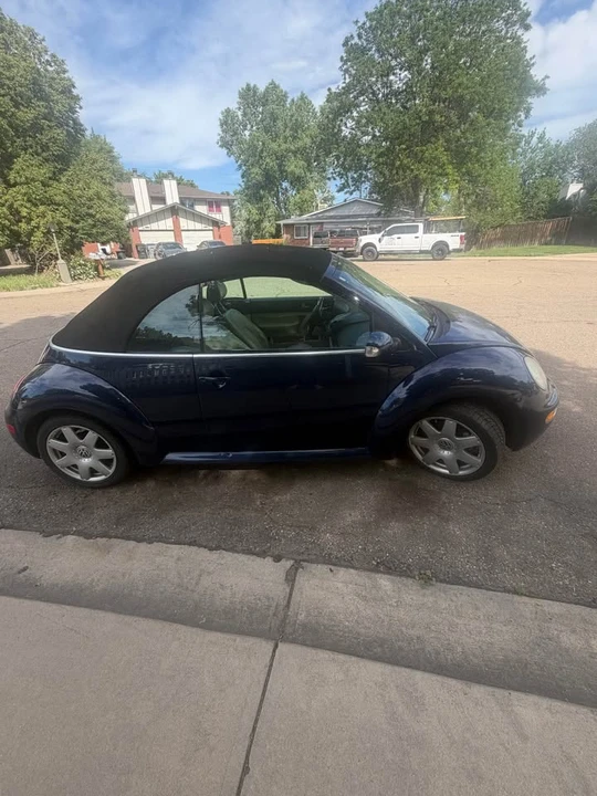 2003 Volkswagen New Beetle - Image 4 of 4