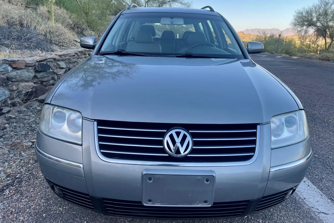 2003 Volkswagen Passat - Image 2 of 31
