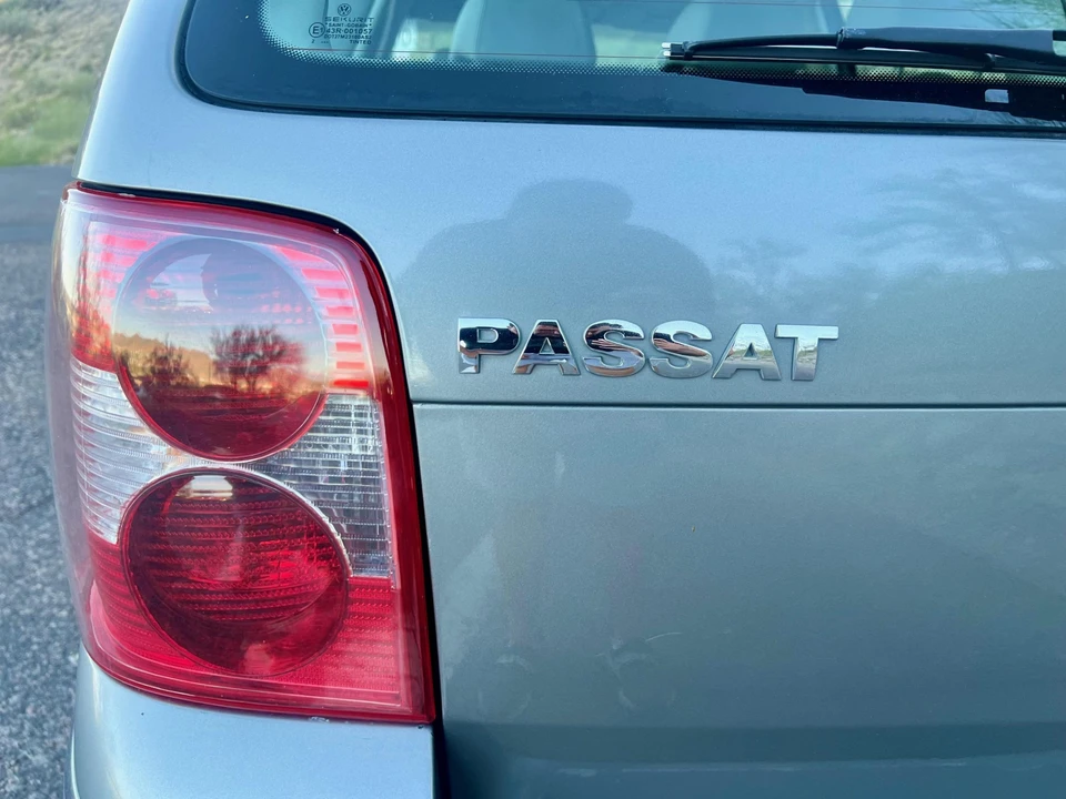 2003 Volkswagen Passat - Image 21 of 31
