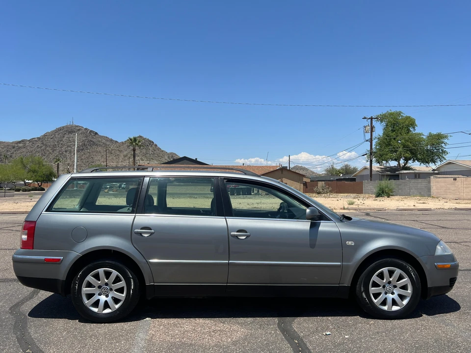 2003 Volkswagen Passat - Image 13 of 31
