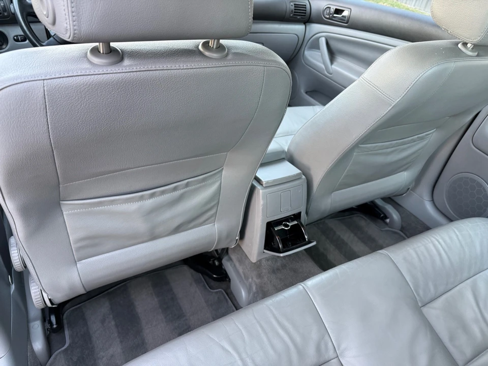 2003 Volkswagen Passat - Image 16 of 21