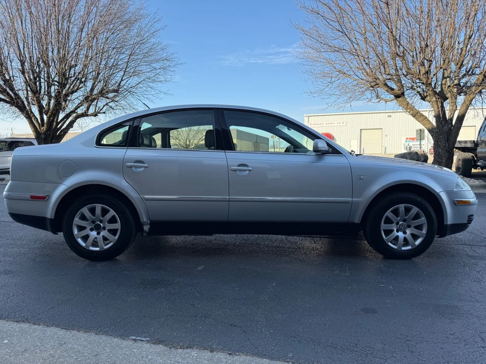 2003 Volkswagen Passat - Image 6 of 21