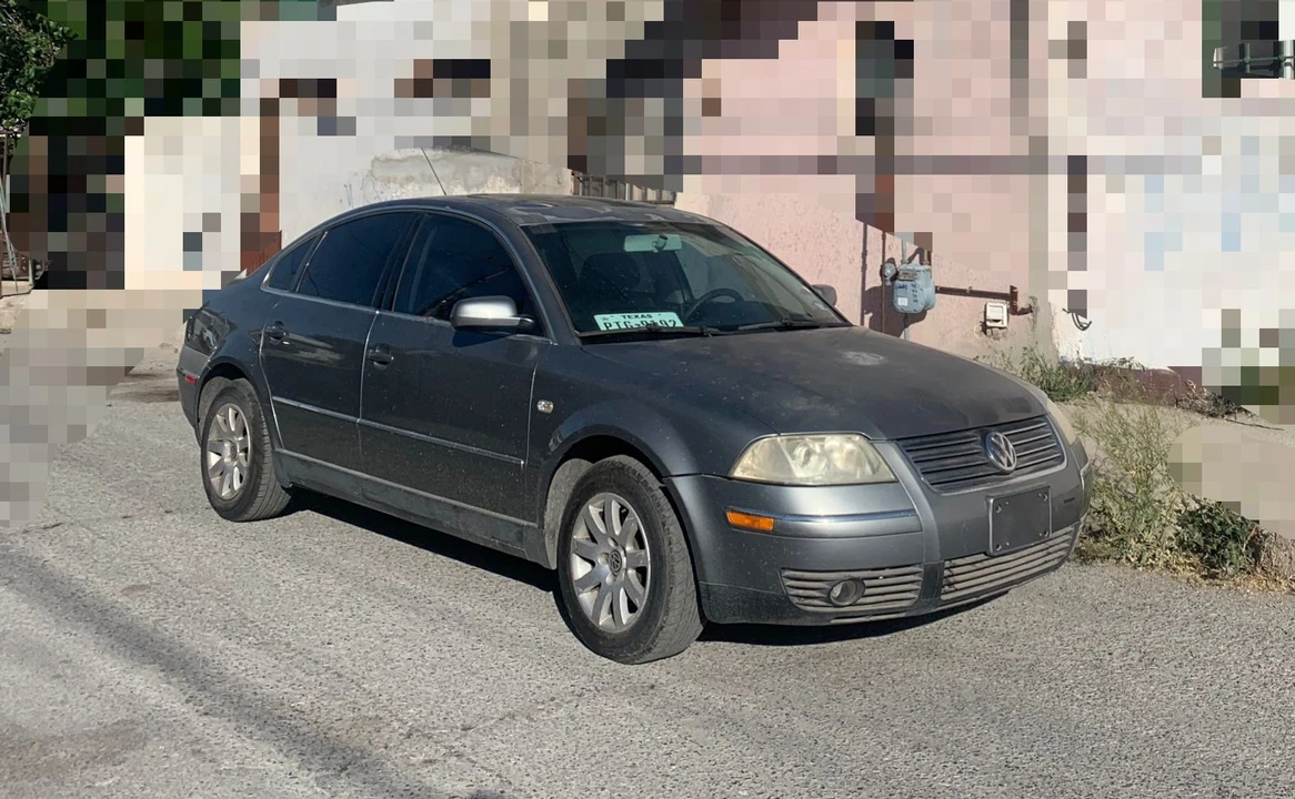 2003 Volkswagen Passat - Image 4 of 8