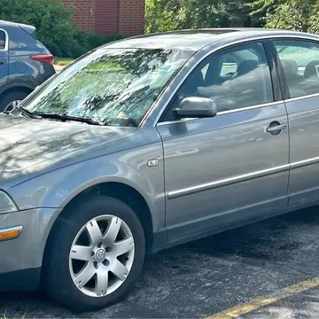 2003 Volkswagen Passat GLX Sedan 4D