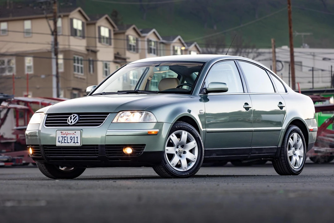 2003 Volkswagen Passat - Image 12 of 31