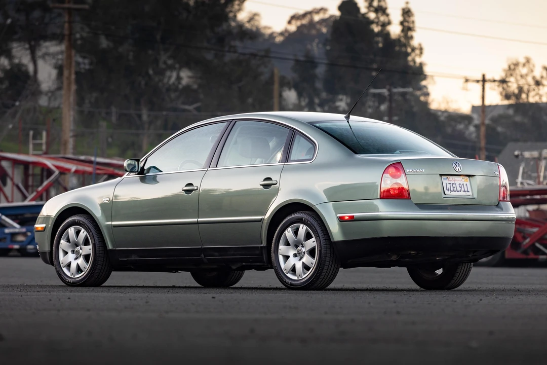 2003 Volkswagen Passat - Image 17 of 31