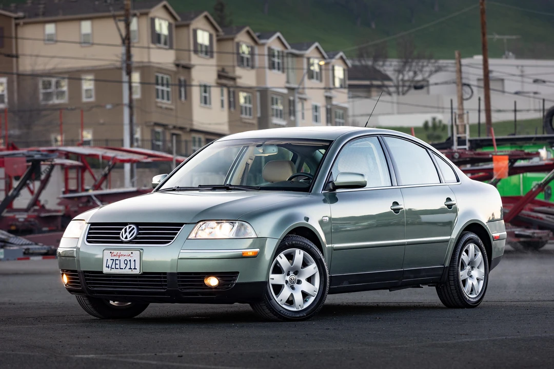 2003 Volkswagen Passat - Image 13 of 31
