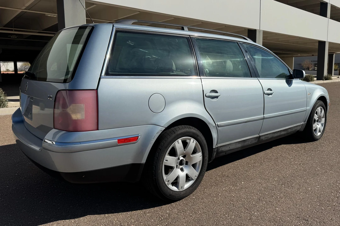 2003 Volkswagen Passat - Image 4 of 31