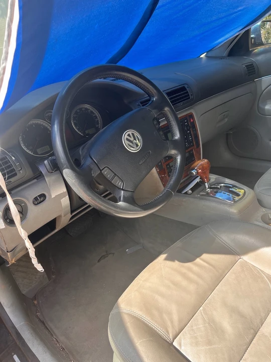 2003 Volkswagen Passat - Image 8 of 9