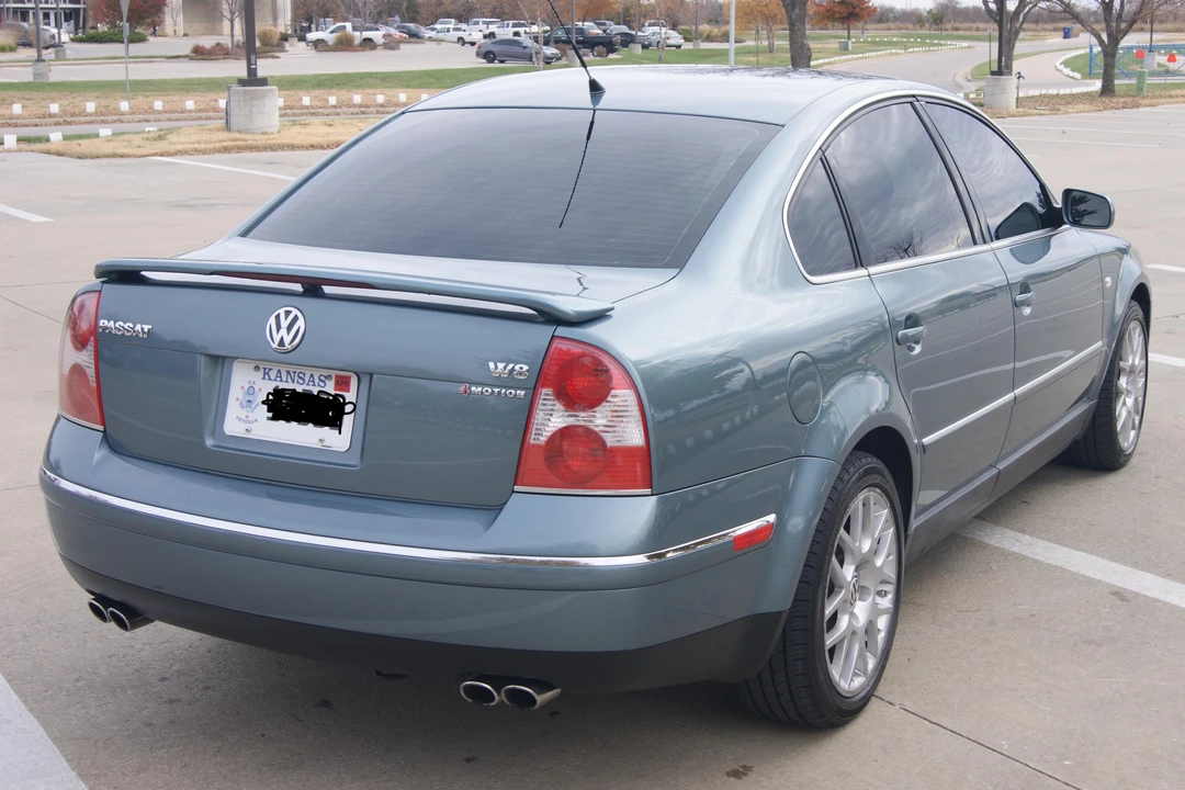 2003 Volkswagen Passat - Image 4 of 31
