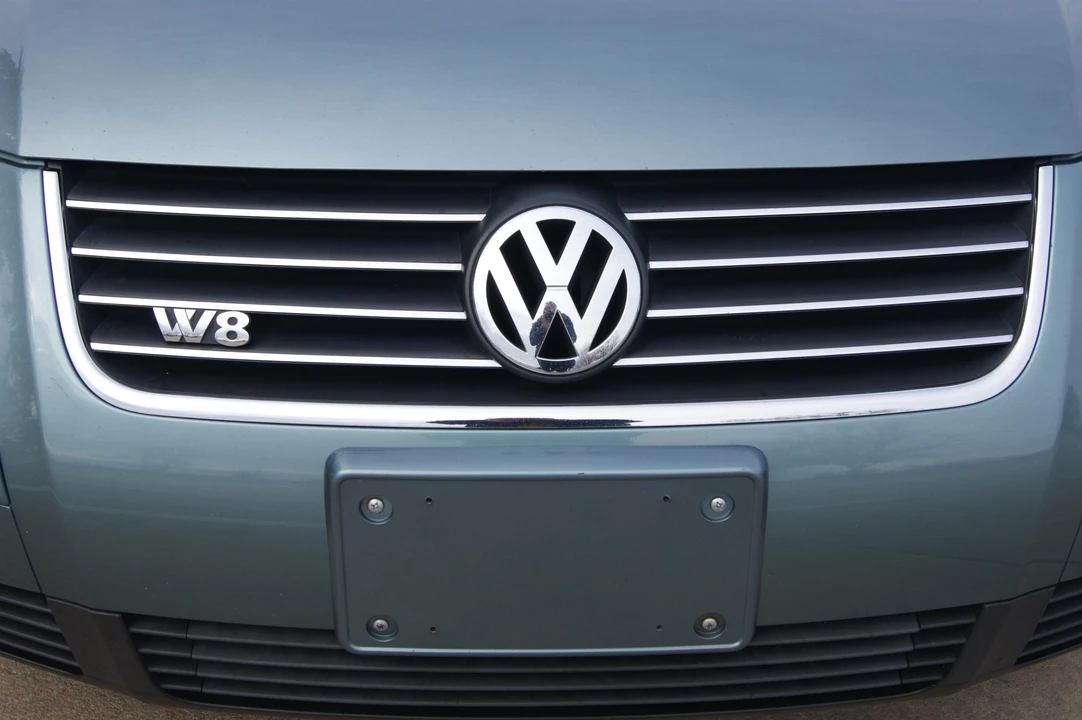2003 Volkswagen Passat - Image 21 of 31