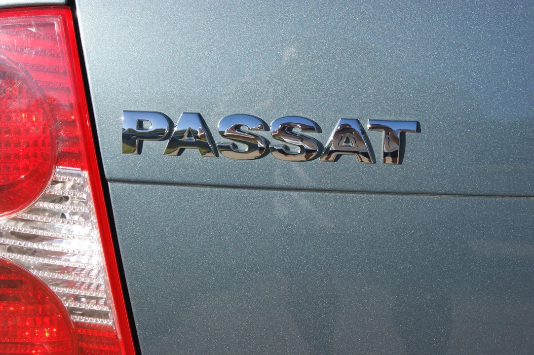 2003 Volkswagen Passat - Image 31 of 31