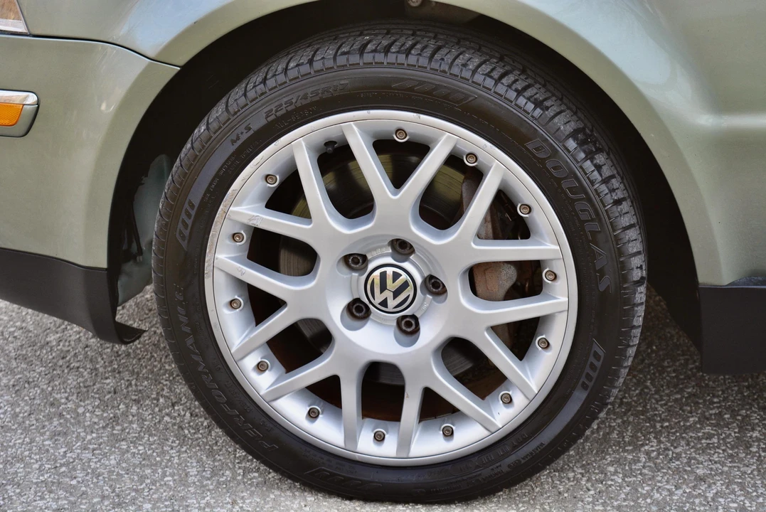 2003 Volkswagen Passat - Image 29 of 31