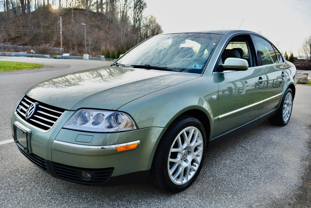 2003 Volkswagen Passat - Image 8 of 31