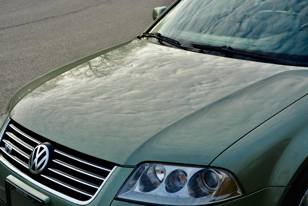 2003 Volkswagen Passat - Image 15 of 31