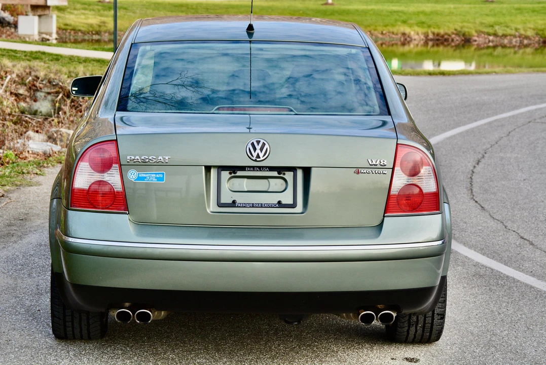 2003 Volkswagen Passat - Image 5 of 31