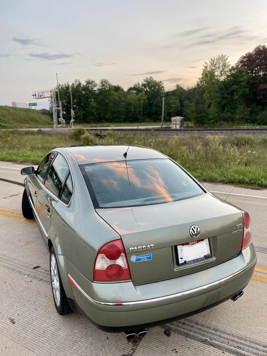 2003 Volkswagen Passat - Image 21 of 31