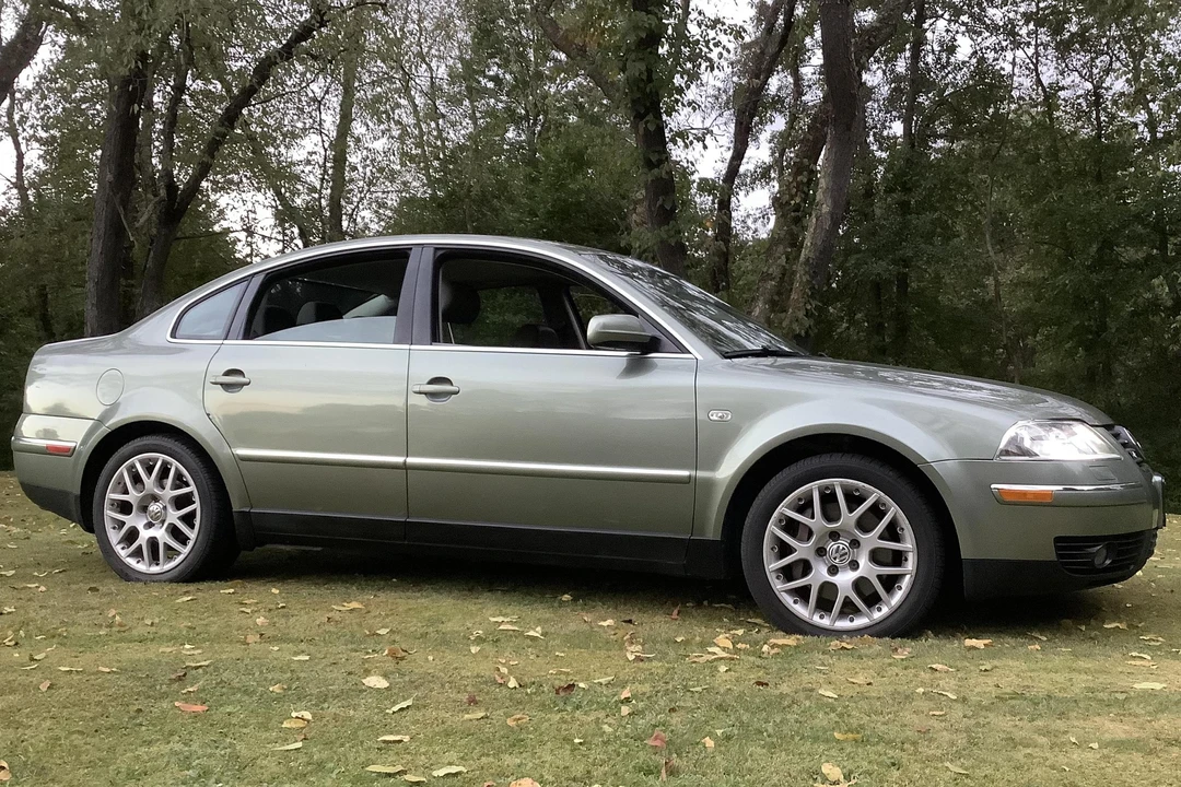 2003 Volkswagen Passat - Image 3 of 31