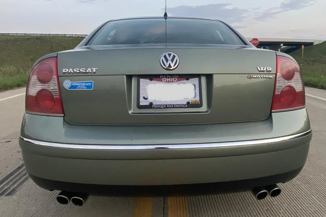 2003 Volkswagen Passat - Image 5 of 31