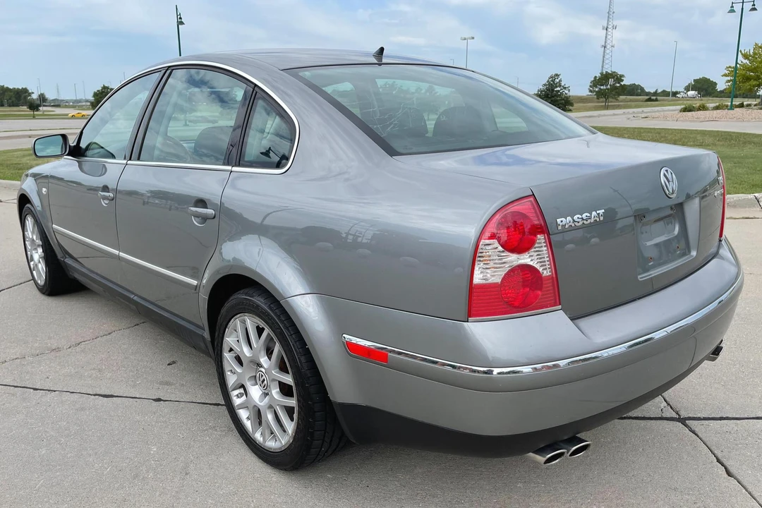 2003 Volkswagen Passat - Image 4 of 31