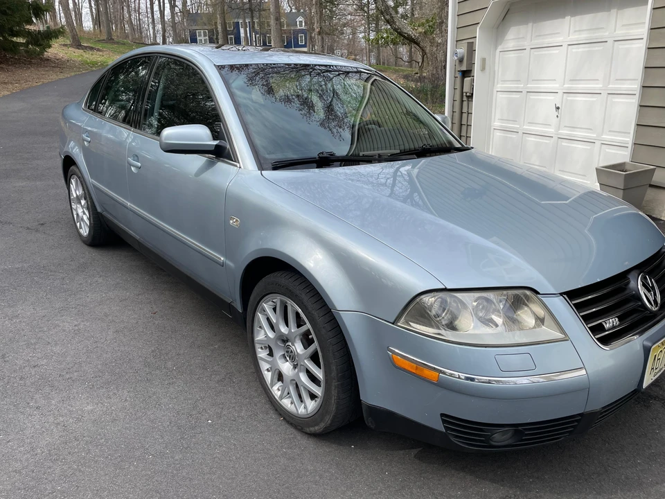 2003 Volkswagen Passat - Image 23 of 31