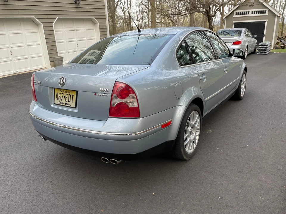 2003 Volkswagen Passat - Image 16 of 31