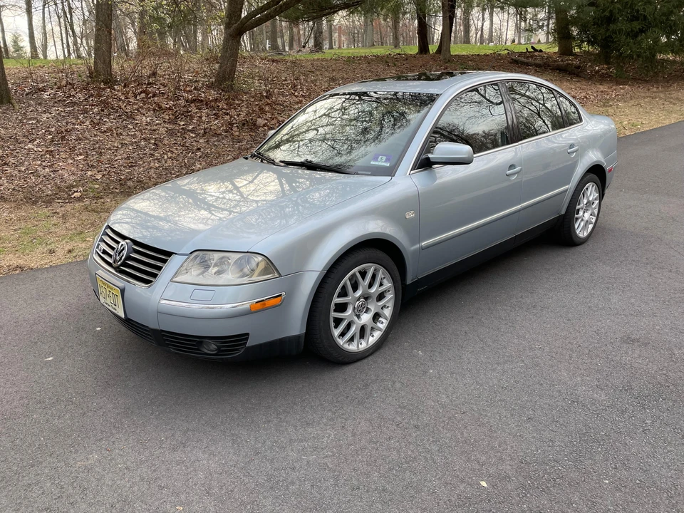 2003 Volkswagen Passat - Image 8 of 31