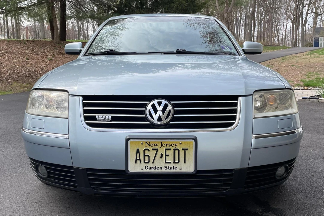 2003 Volkswagen Passat - Image 2 of 31