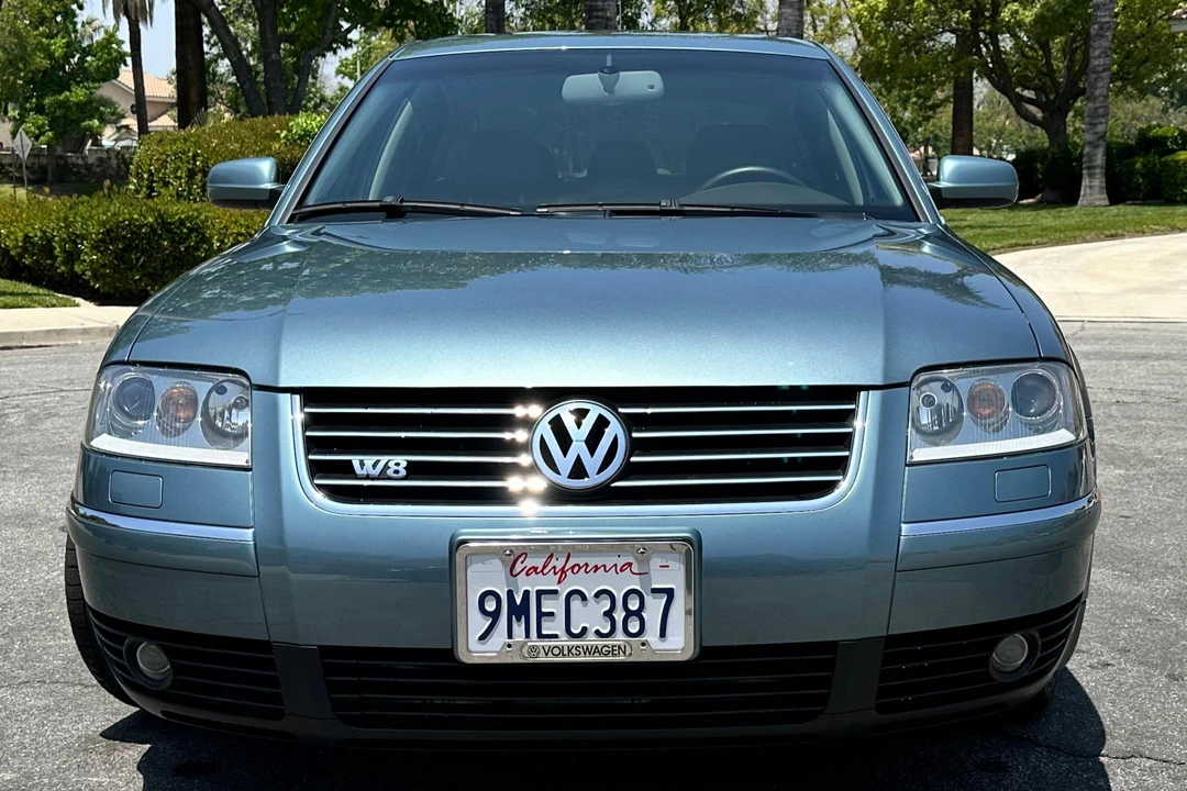 2003 Volkswagen Passat - Image 2 of 31