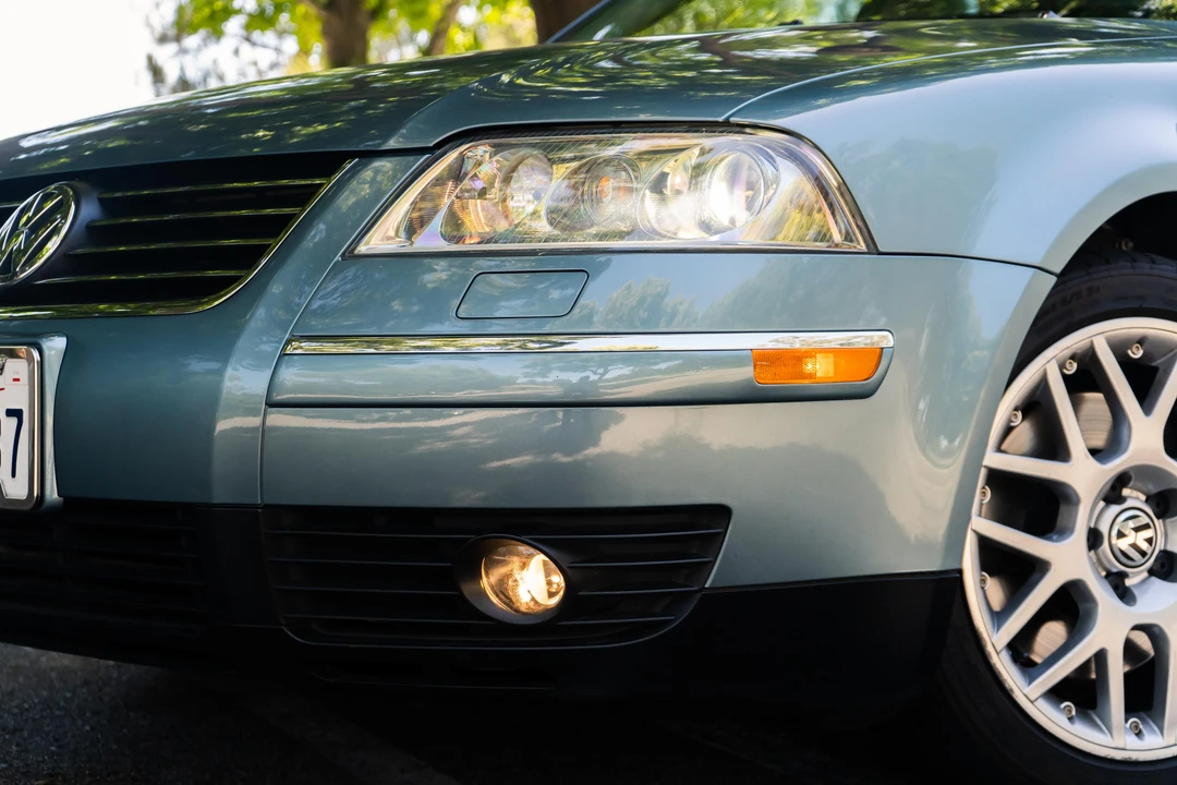 2003 Volkswagen Passat - Image 16 of 31