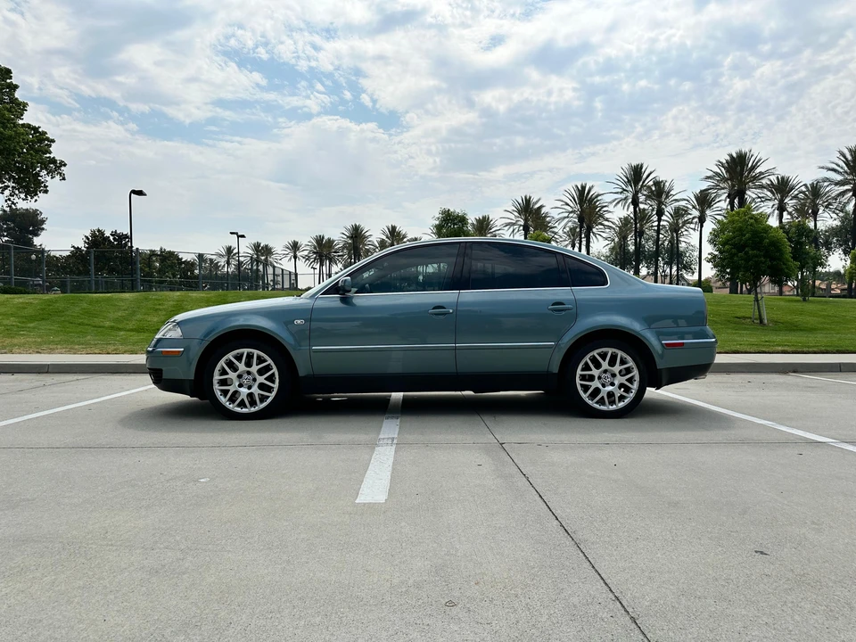 2003 Volkswagen Passat - Image 8 of 31