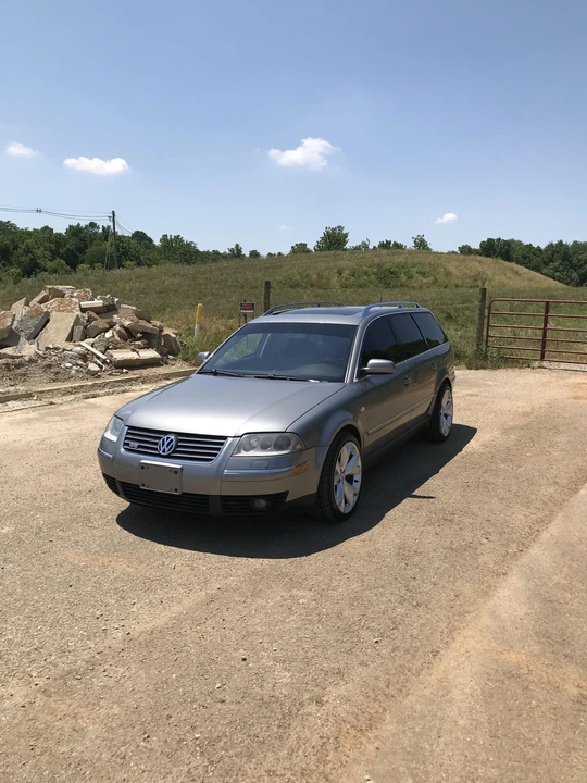 2003 Volkswagen Passat - Image 7 of 31