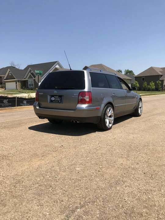 2003 Volkswagen Passat - Image 22 of 31