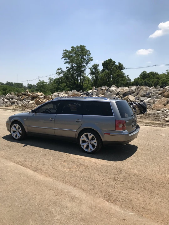 2003 Volkswagen Passat - Image 15 of 31