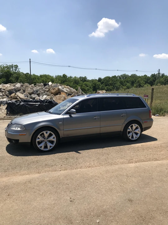 2003 Volkswagen Passat - Image 11 of 31